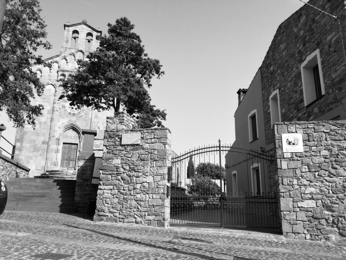 B&B Villa Martina Sardara Exteriör bild