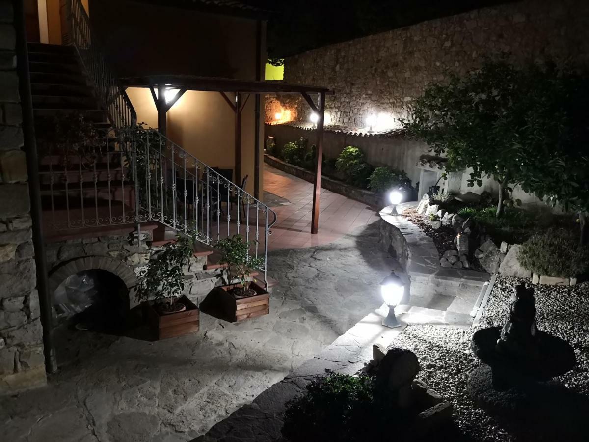 B&B Villa Martina Sardara Exteriör bild