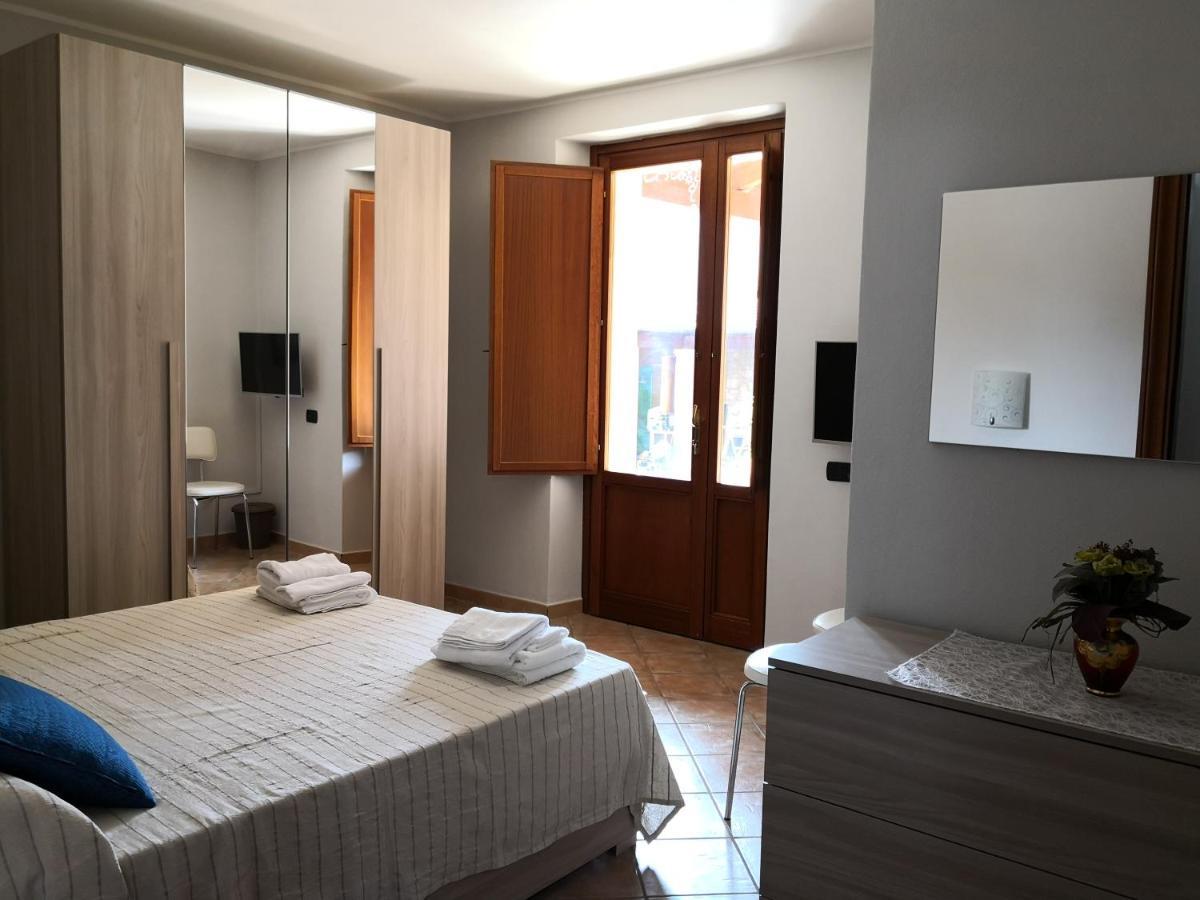 B&B Villa Martina Sardara Exteriör bild